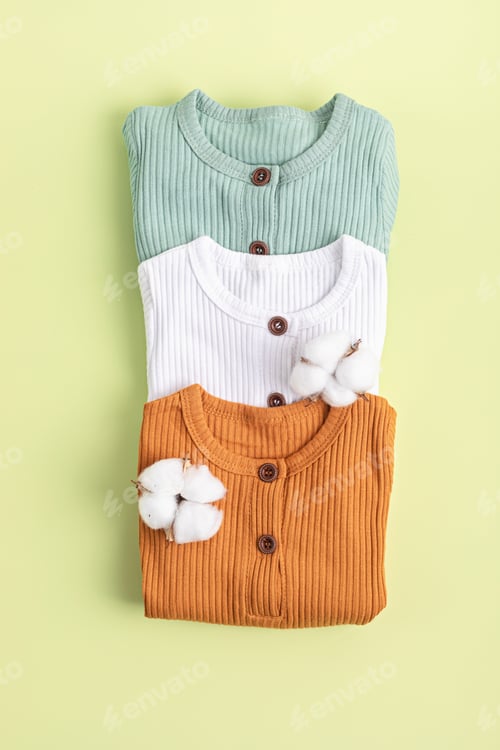 Preview: Gender neutral baby garment. Organic cotton clothes, newborn fashion