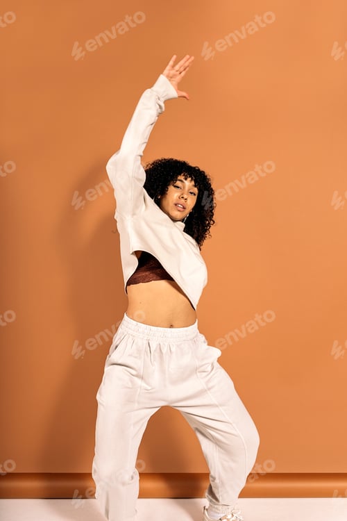 Preview: Urban Dancer in Studio