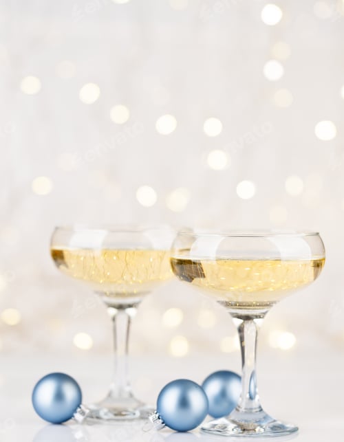 Preview: Champagne glasses