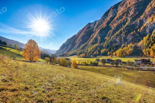Preview: Astonishing autumn landscape at Heiligenblut village near Grossglockner mount .