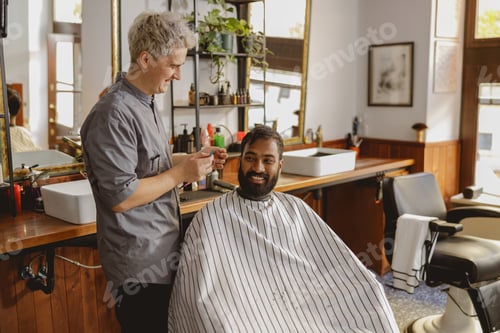 Preview: Barber is doing haircut