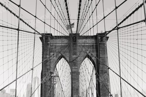 Preview: Brooklyn Bridge in B&W