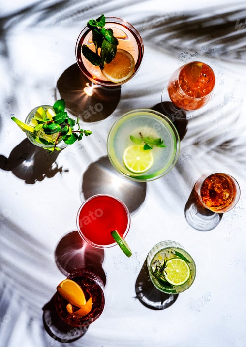 Preview: Summer cocktails drinks set. Strong and low alcoholic beverages for cocktail party. White background