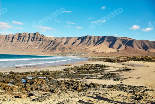 Preview: Landscape with volcanic hills and atlantic ocean in Lanzarote