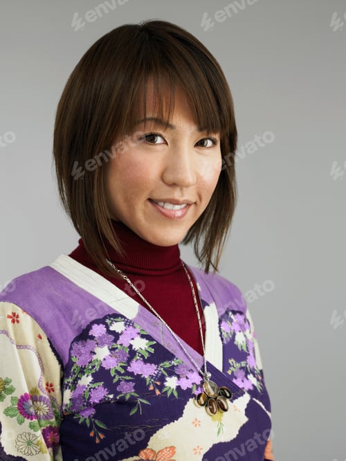 Preview: Portrait of a young woman