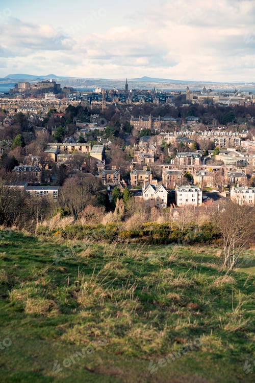 Preview: Aerial view of Edinburgh from Blackford Hill