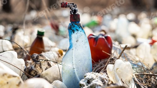 Preview: Ground littered with plastic bottles