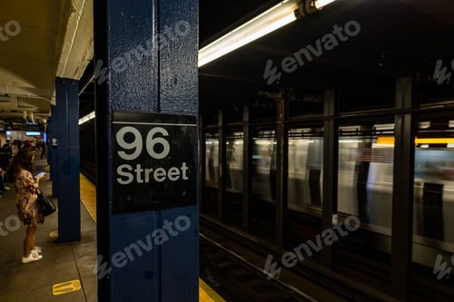 Preview: New York City subway platform at 96th street train pass by