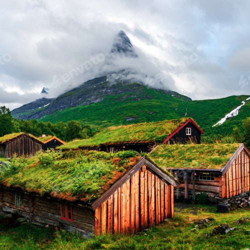 Preview: Norwegian grass roof old house