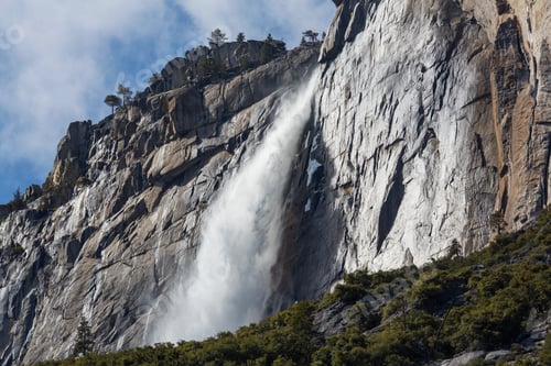 Preview: Early spring in Yosemite