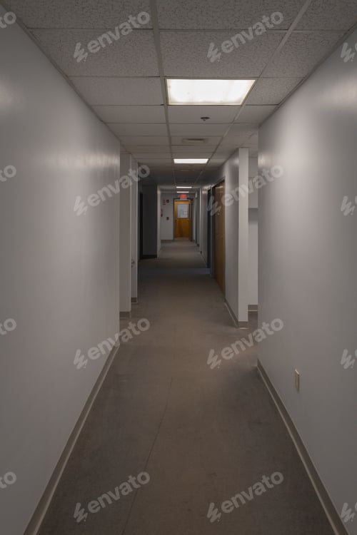 Preview: Office hallway in a commercial building