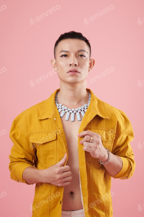 Preview: Portrait of Stylish Young Man