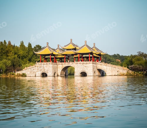 Preview: yangzhou five pavilion bridge