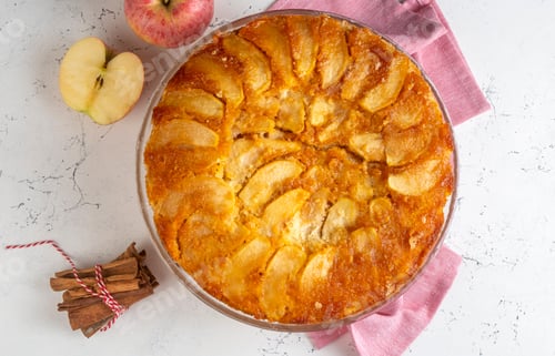 Preview: Caramelized apple cake is a delicious dessert. Turkish name; elmali kek
