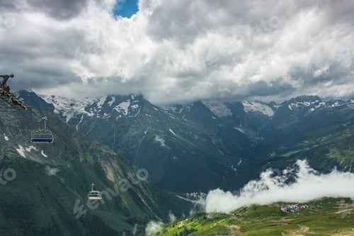 Preview: cableway in the mountains