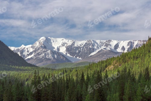 Preview: Beautiful winter landscape with snow covered mountain peaks
