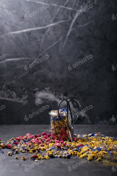 Visualização: Variedade de flores secas