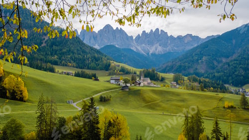 Preview: Explore the stunning autumn beauty of the Dolomites, with vibrant landscapes and peaks