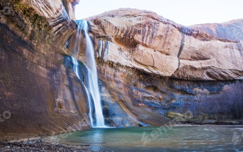 Preview: Waterfall in Utah