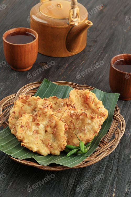 Preview: Bakwan Bala Bala, Indonesian Vegetable Fritter.