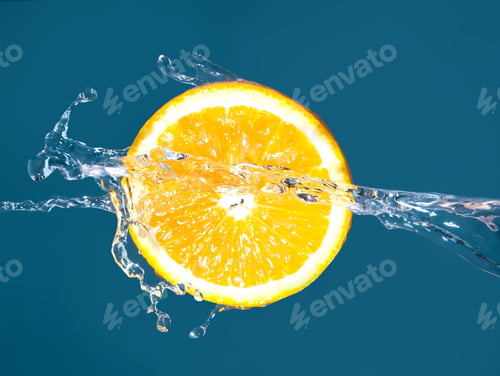 Preview: orange in water