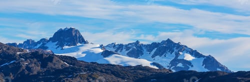Preview: Mountains in Canada