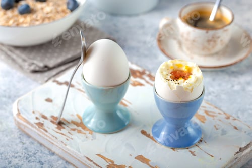 Preview: Fresh soft boiled eggs breakfast