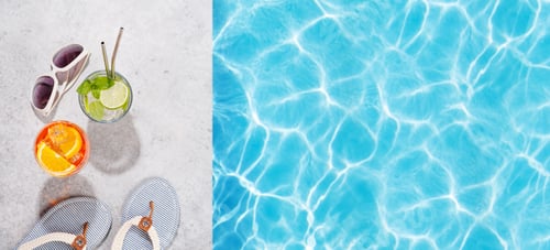Preview: Refreshing cocktails by the pool on a sunny day