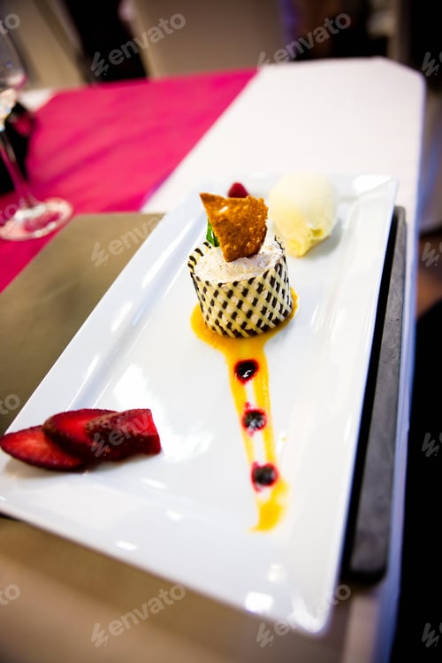 Preview: Ice cold dessert for a wedding.