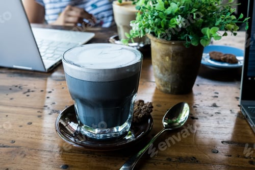 Preview: Charcoal latte in a cafe