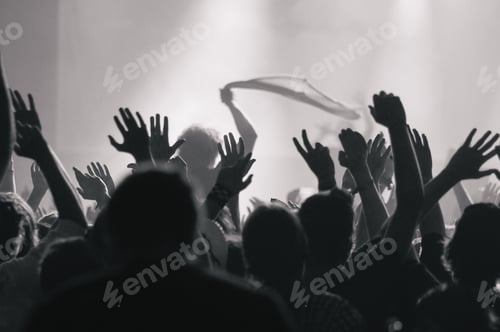 Preview: People on dance floor