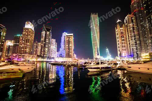 Preview: Dubai Marina