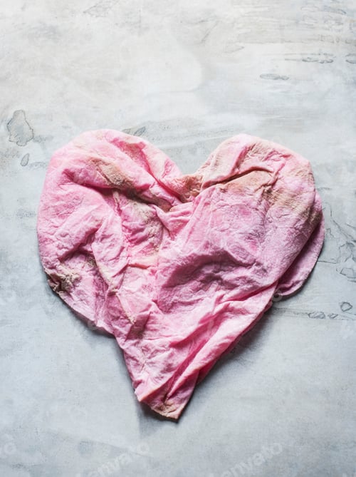 Preview: Studio shot, overhead view of pink heart shaped cloth