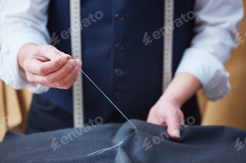 Preview: Tailor sewing