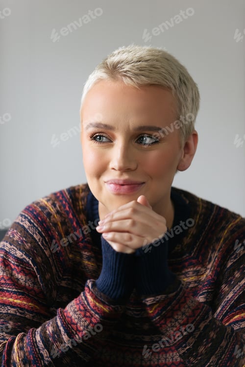Preview: Beautiful young woman