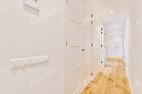 Preview: Narrow corridor with doors and lamp