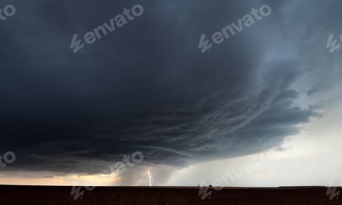 Preview: Scenic view of a night storm in the cloudy sky in Texas
