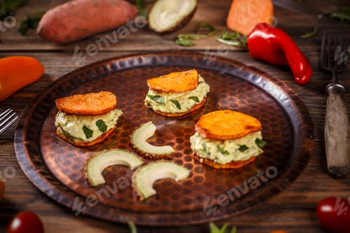 Preview: Avocado sandwich breakfast