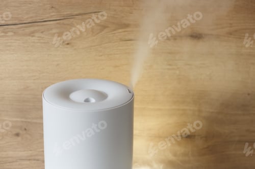 Preview: Humidifier spreading steam into the living room