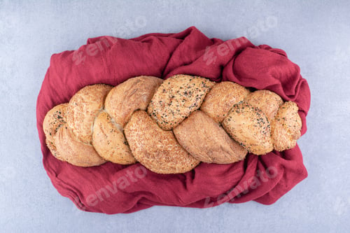 Preview: Strucia bread on cloth on marble background