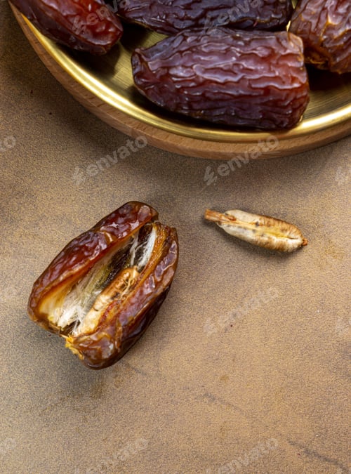 Preview: Raw Organic Medjool Dates (Kurma in Indonesia). Iftar. Ramadan Kareem.