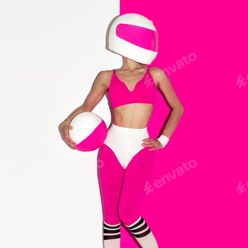 Preview: Model fitness style and moto helmet. Minimal art creative