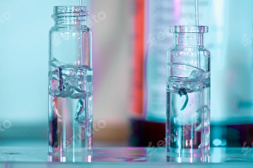Preview: Crystal clear science in action with laboratory glassware