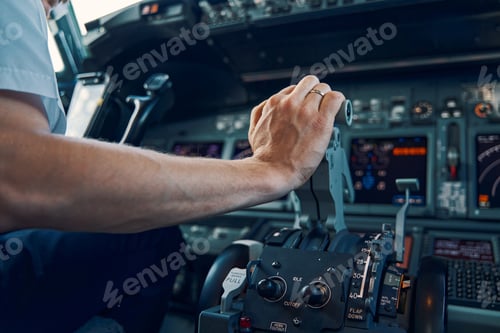 Preview: Experienced airline captain increasing the engine thrust