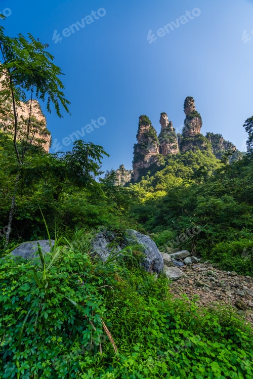 Preview: The Gathering of Heavenly Soldiers rock formations