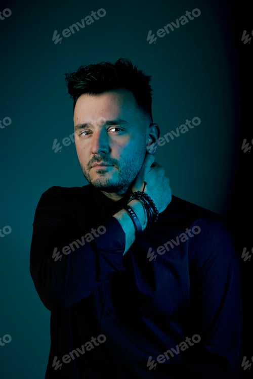 Preview: Blue boy