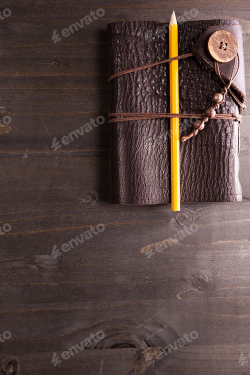 Preview: Vintage notebook with leather cover