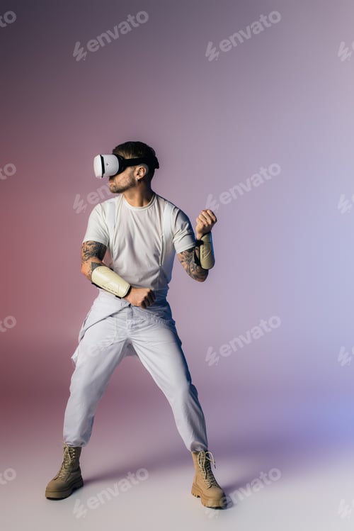Preview: The swinging slugger in vr