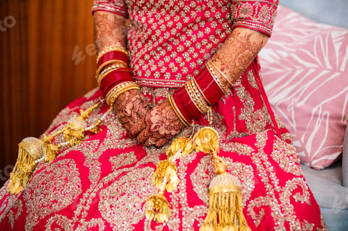 Preview: Henna reddish dye powdered leaves tree Egyptian Asian Indian Muslims Weddings