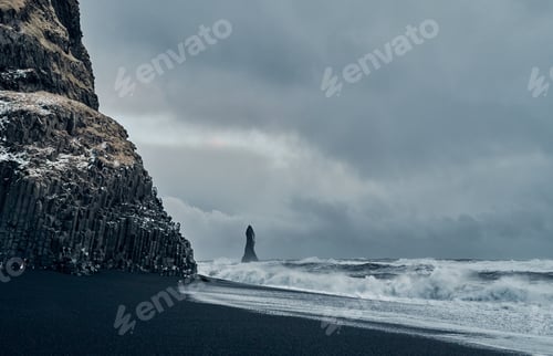 Preview: Travel to a cold snowy country